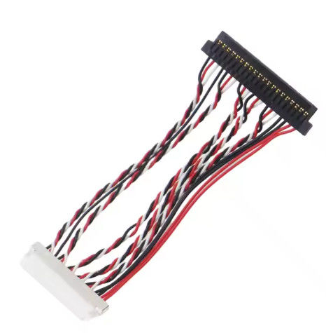 Design de cabo personalizado para sistemas LVDS compactos, com roteamento flexível e resistência EMI para uso industrial