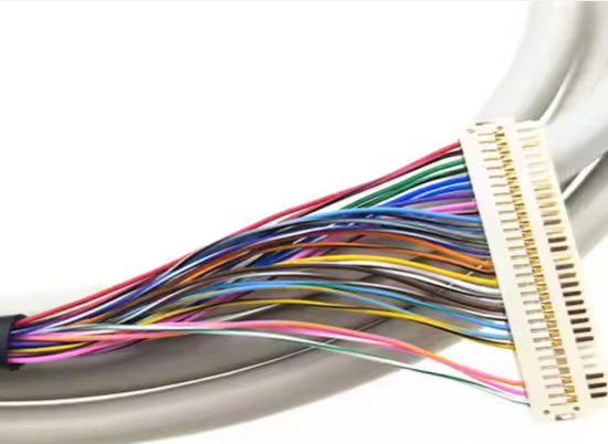 Conjunto de cabos LVDS de design personalizado para transferência de dados de alta velocidade em várias indústrias